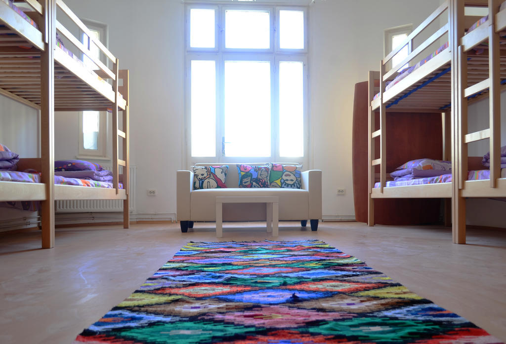Little Bucharest Old Town Hostel Extérieur photo