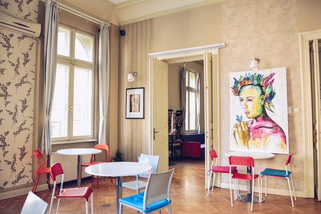 Little Bucharest Old Town Hostel Extérieur photo