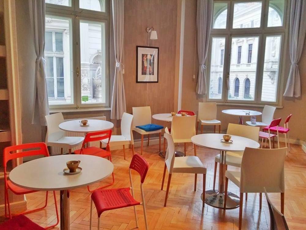 Little Bucharest Old Town Hostel Extérieur photo
